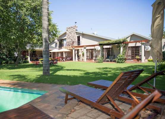 MacGregors Guest House 1