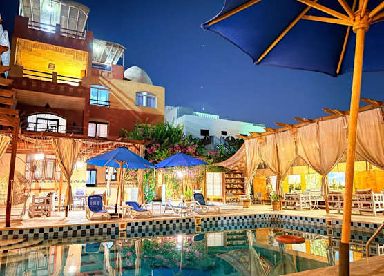 Nile Compound 1