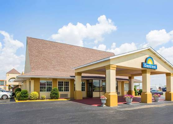 Days Inn by Wyndham Blytheville 1