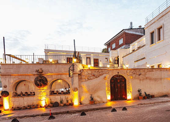 Young Cave Hotel 1