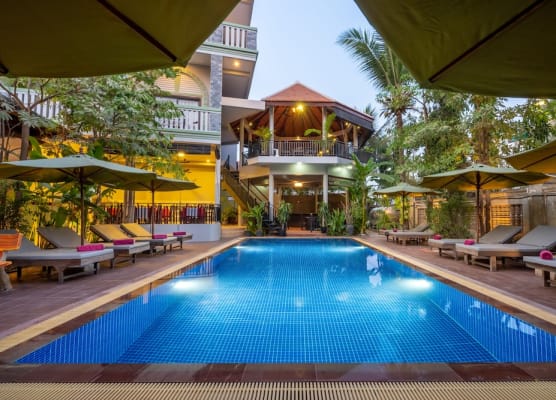 Reveal Courtyard in Reveal Angkor 1