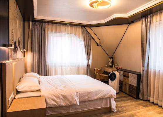 Mr.Liao Hotel 1