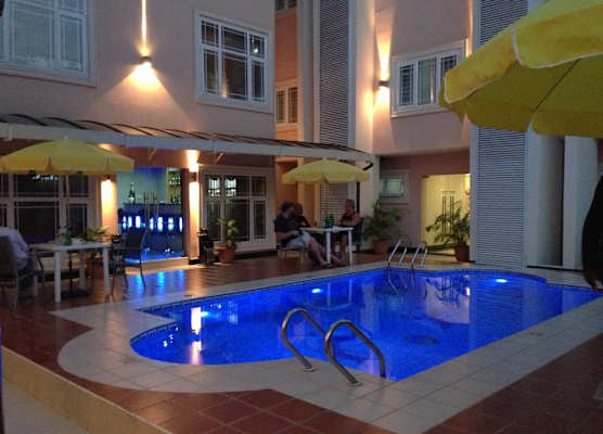 GrandBee Suites 1
