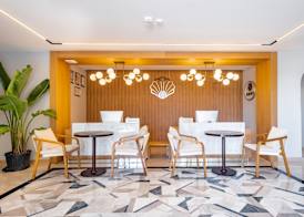 PEARLY HOTEL 2