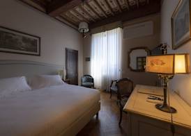 Villa Scacciapensieri Boutique Hotel 5