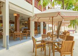 Araamu Holidays & Spa 3