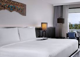 Le Meridien Phuket Beach Resort 2
