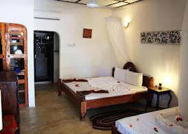 Moonshine Uroa Boutique Hotel 2