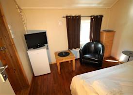 Ami Hotel 4