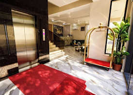 Royal Meridien Hotel 2
