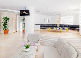 Golden Lotus Hotel 2