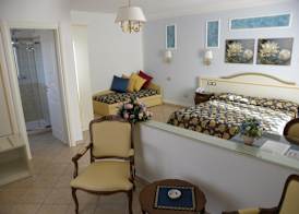 Hotel Ristorante Borgo La Tana 4