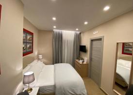 MDC Luxury Rooms Naples 3