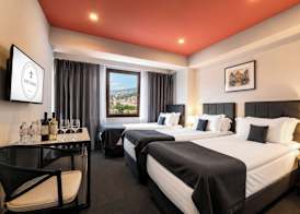 King Tamar Hotel By Luxuria Hotels 5