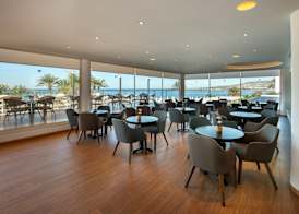 Queens Bay Hotel 4