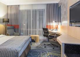 Mövenpick Hotel Amman 5