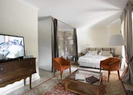 Augustus Hotel & Resort 3