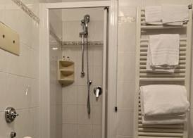 Hotel Villa Sara with pool and parking near Venice 4