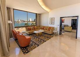 Marina Hotel 5