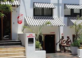 Scarlet Hotel 4