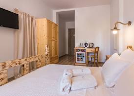 Theatro Hotel Odysseon 3