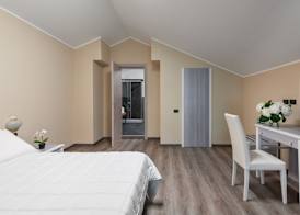 Rivoli Hotel 5