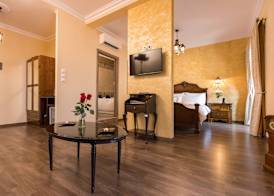 Theatro Hotel Odysseon 5