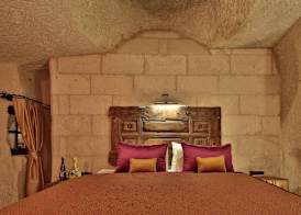 The Owl Cave Hotel 4