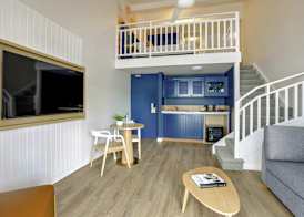 Mercure Cairns 5