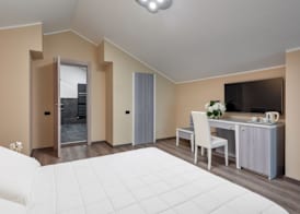 Rivoli Hotel 4