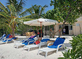 Crown Beach Hotel 3