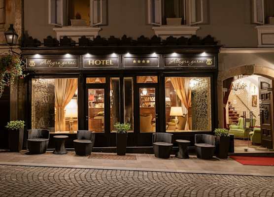 Allegro Hotel 1