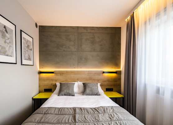 Air Hotel 1