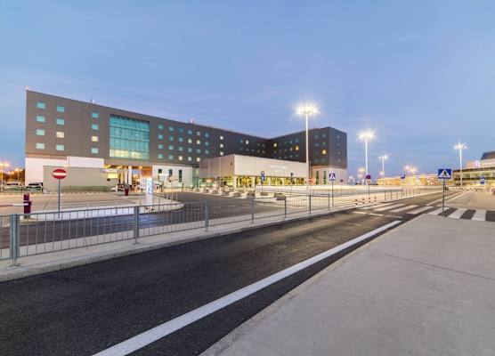Courtyard by Marriott Warsaw Airport 1