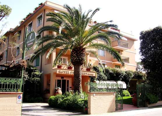 President Hotel 1