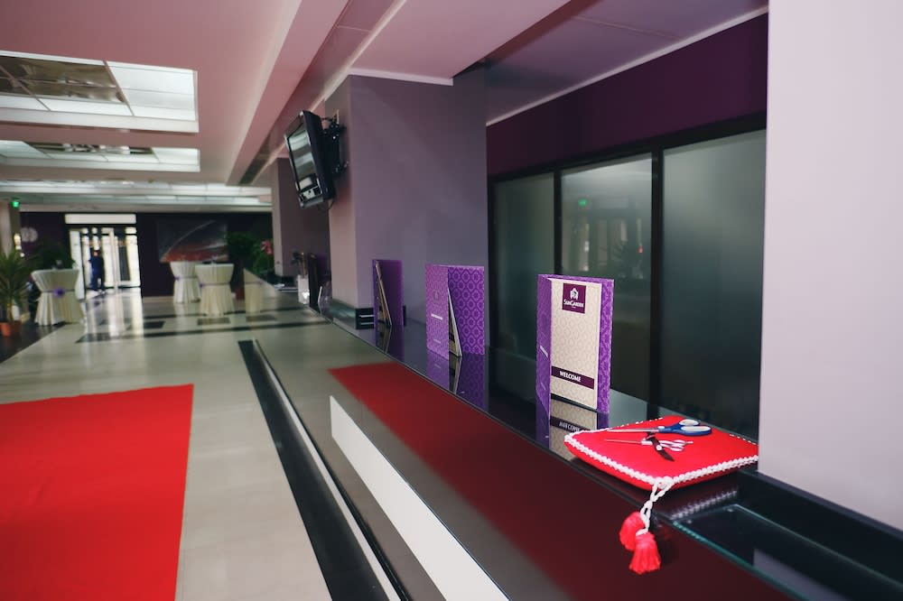 Black Tulip Hotel 3