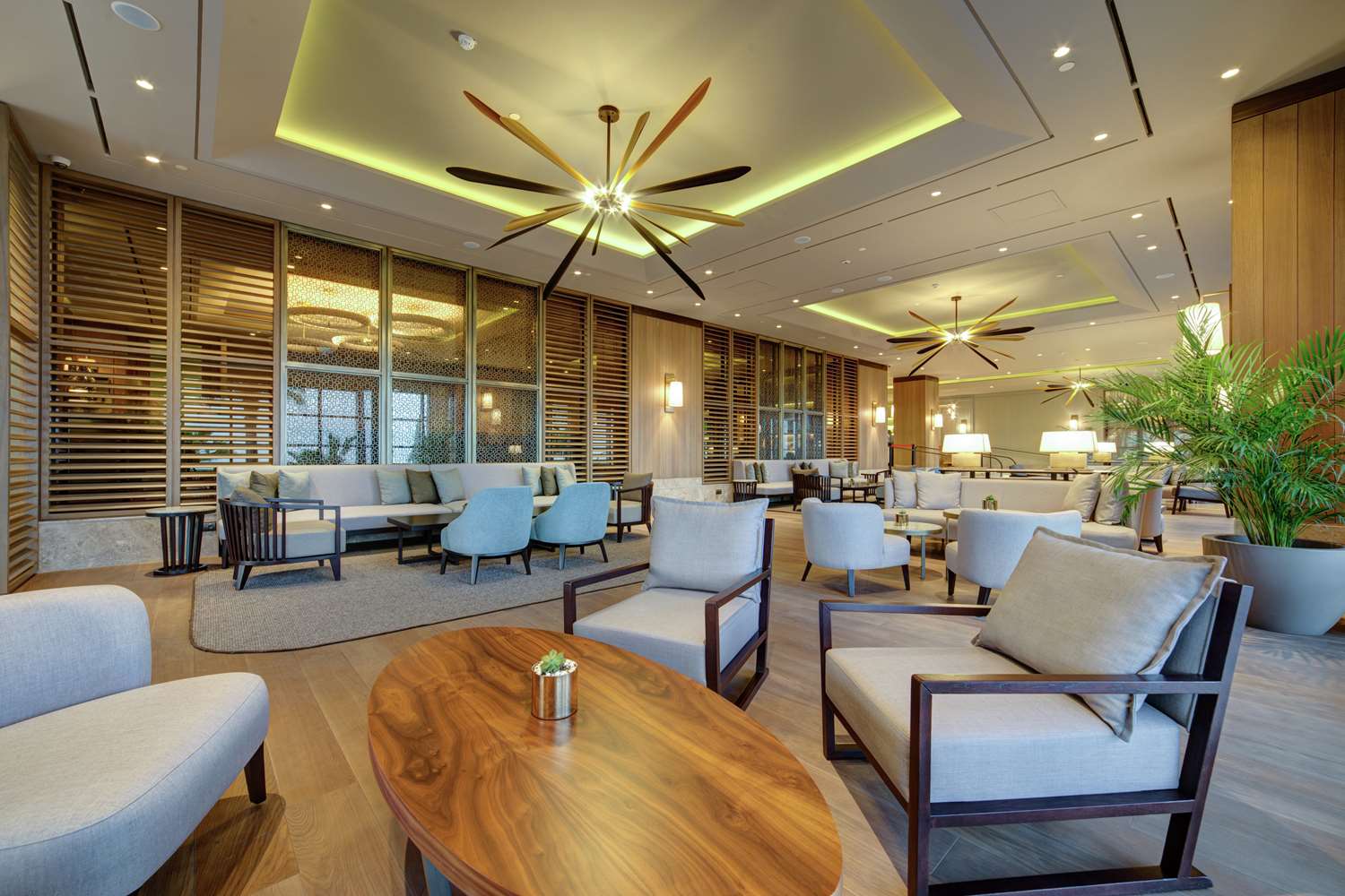 Mersin HiltonSA 5