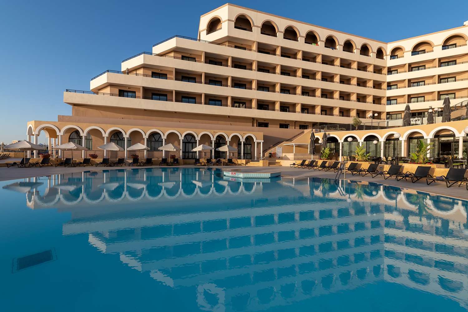 Radisson Blu Resort, Malta St. Julian's 3