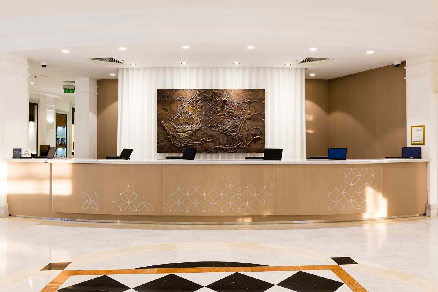 Hilton Malta 5