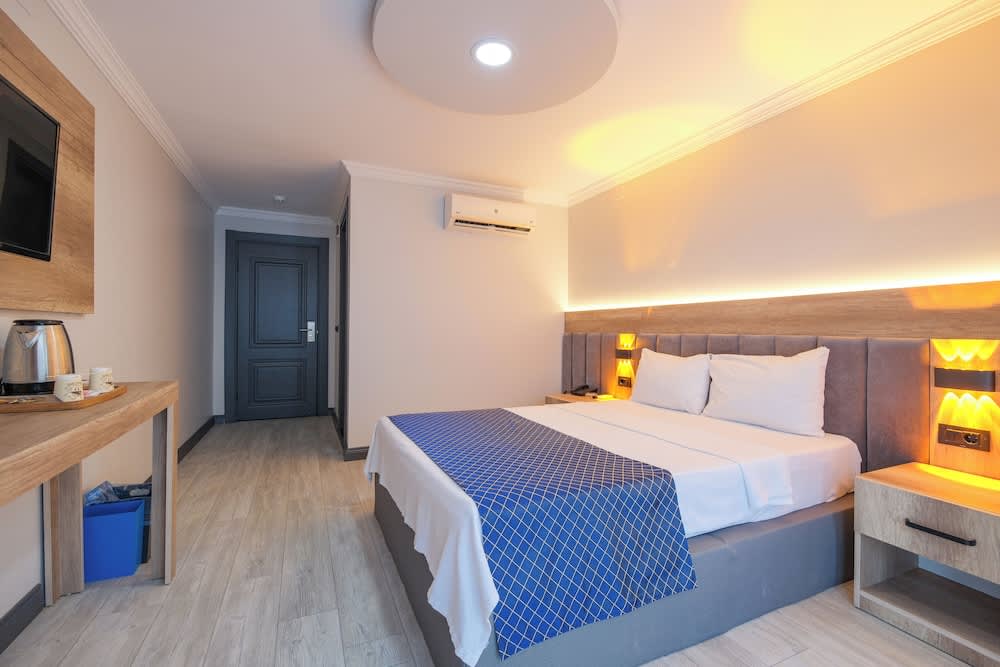 Kar Hotel 4