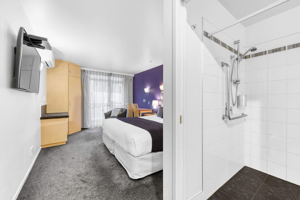 Tides Hotel 5