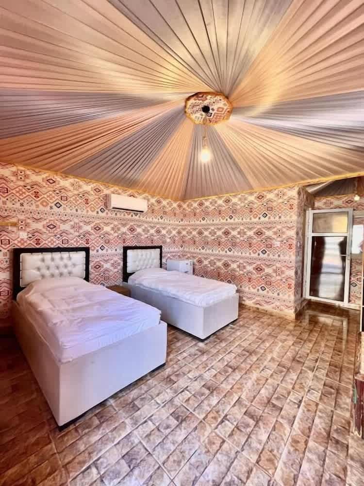 Hasan Zawaideh Camp 4