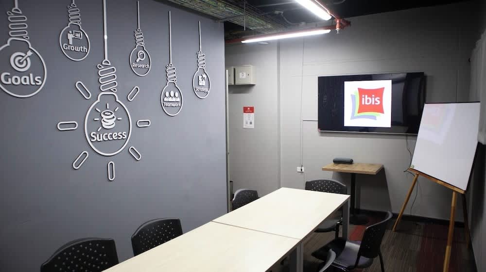 ibis Cucuta 4