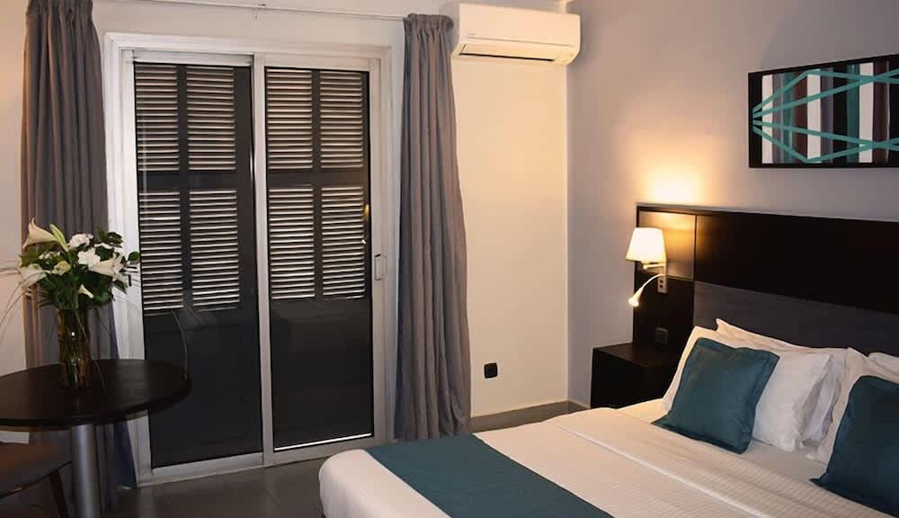 Hotel Farid 5