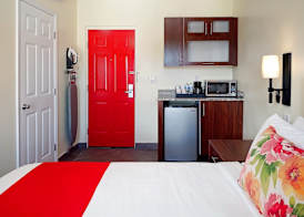 The Lodgings Hotel SureStay Collection by Best Western 5