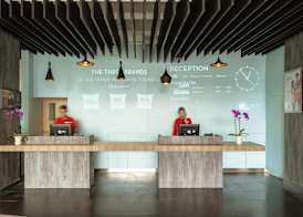 Ibis Makassar City Center 5