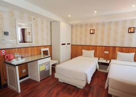 Golden Rain 2 Hotel Nha Trang Beach 4