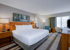 Crowne Plaza DULLES AIRPORT by IHG 4