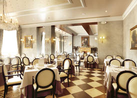 PortAventura Hotel Lucy's Mansion 5* - Includes unlimited access & Express wristband to PortAventura Park & Ferrari Land 3