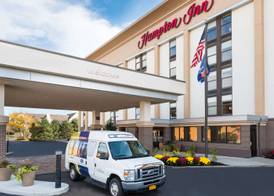Hampton Inn Buffalo-Airport/Galleria Mall 2